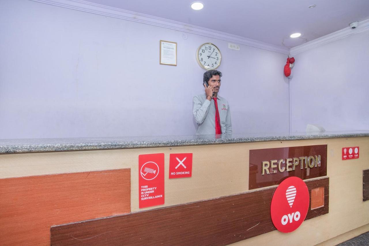 Oyo 6173 Udupi Park Inn Bangalore Buitenkant foto